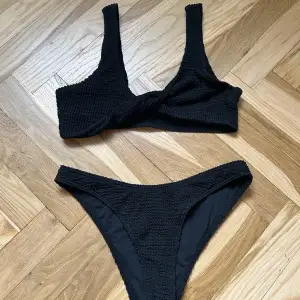 Bikini från shein, oanvänd, stl XS.