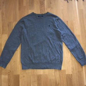 Ralph Lauren tröja - Ralph lauren tröja i bra skick  Passar runt 180cm