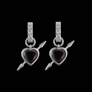 Maria Nillsdotter örhänge - Kikar intresset på mitt Rebel Love örhänge från Maria Nilsdotter, nypris är 5,500kr och slutsålt SÄLJER ETT