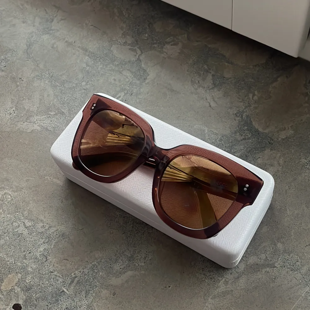 Populära solglasögon från chimi eyewear! Förpackning finns kvar och fås med i köpet #solglasögon #chimi . Övrigt.