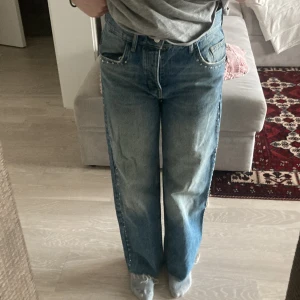 PULL&BEAR JEANS - Baggy Jeans från pull&bear