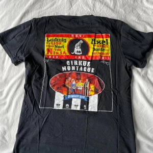 Hov1 merch - Limeted edition ”montague” t-shirt!!! gick enbart att få på deras Montague konserter💕 Den är aldrig använd. obs. köparen står för frakt, hör av dig om du är intresserad🫶🏻