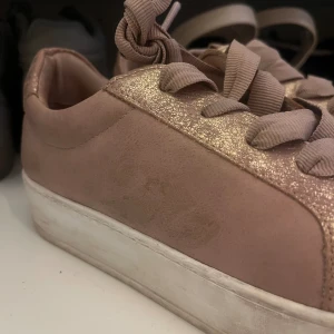 Sneakers - Gott skick 