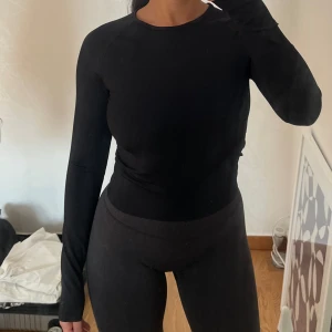 Träningströja  - Superfin tight Träningströja, ny skick