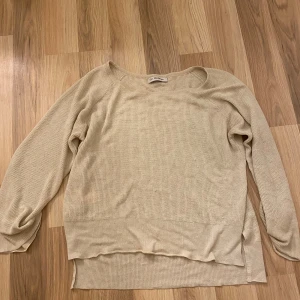 Tröja - Lite sliten 