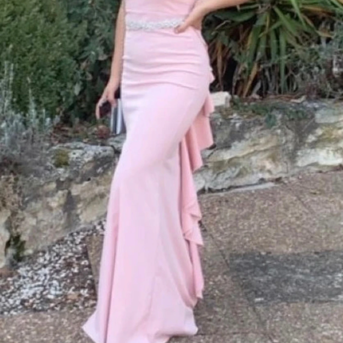 Babyrosa festklänning