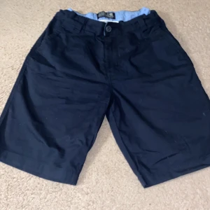 Snygga Chinos shorts!!👍 Perfekt för sommaren 🍹☀️ - Skick 9/10