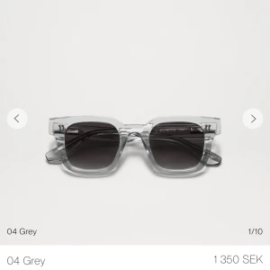 Chimi glasögon - Säljer mina gråa chimi solglasögon pga köpt ny färg så får ingen användning. Inprincip oanvända, kommer med sitt vita fodral. 