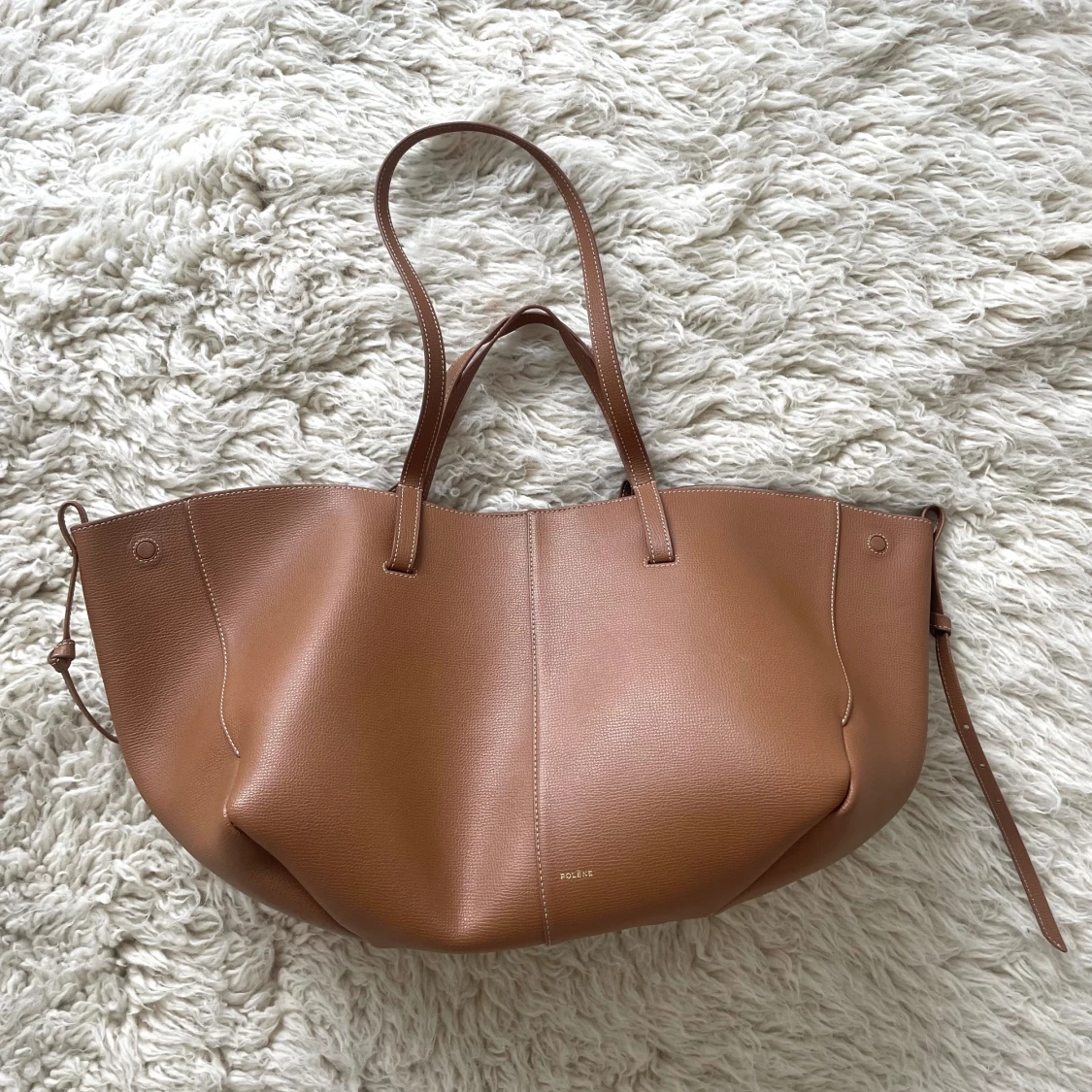 Intressekoll på min bruna Polene cyme väska 