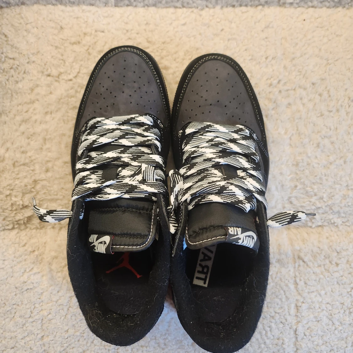 Travis Scott Black Phantom AJ1 LOW - 91