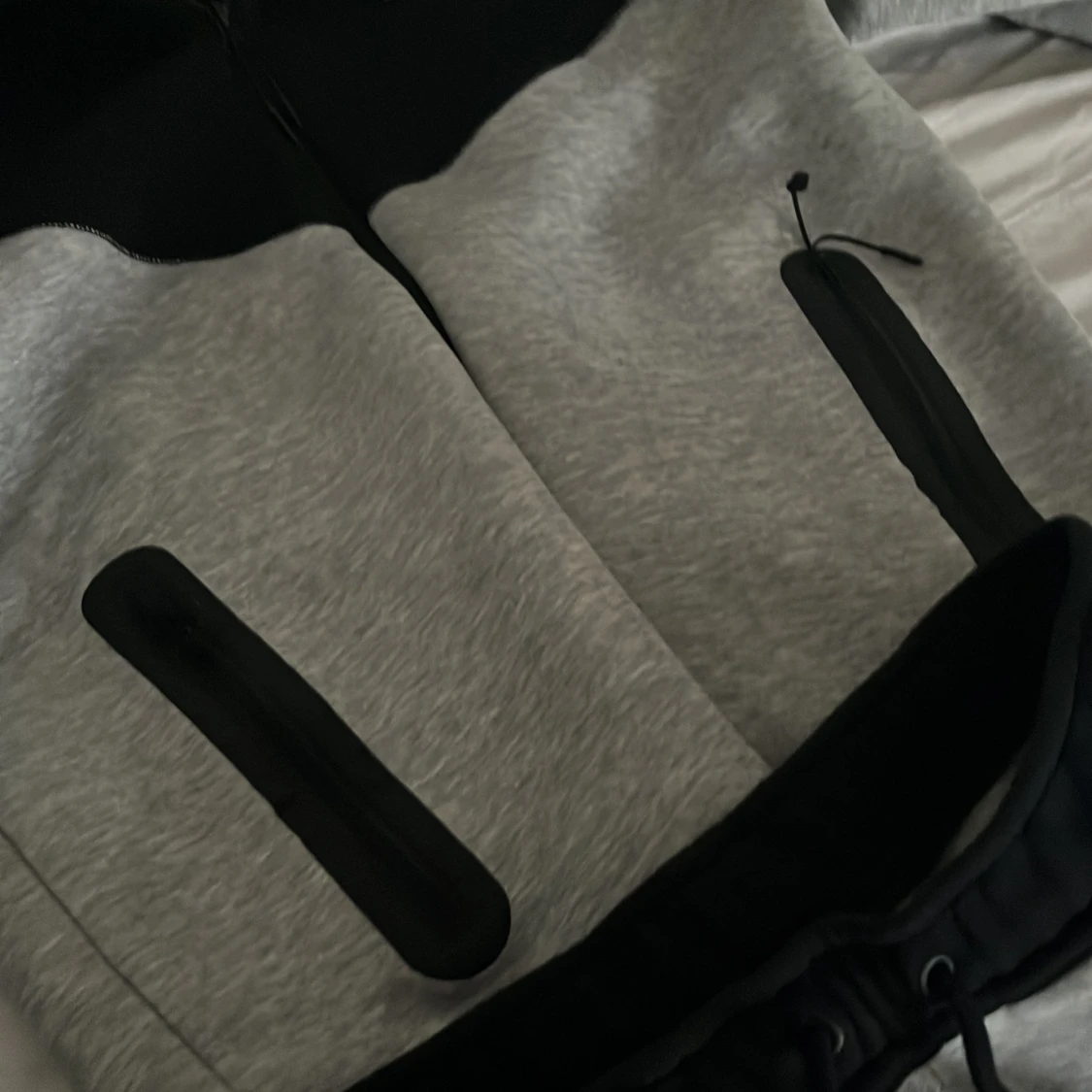 Svart grå Nike tech - 93