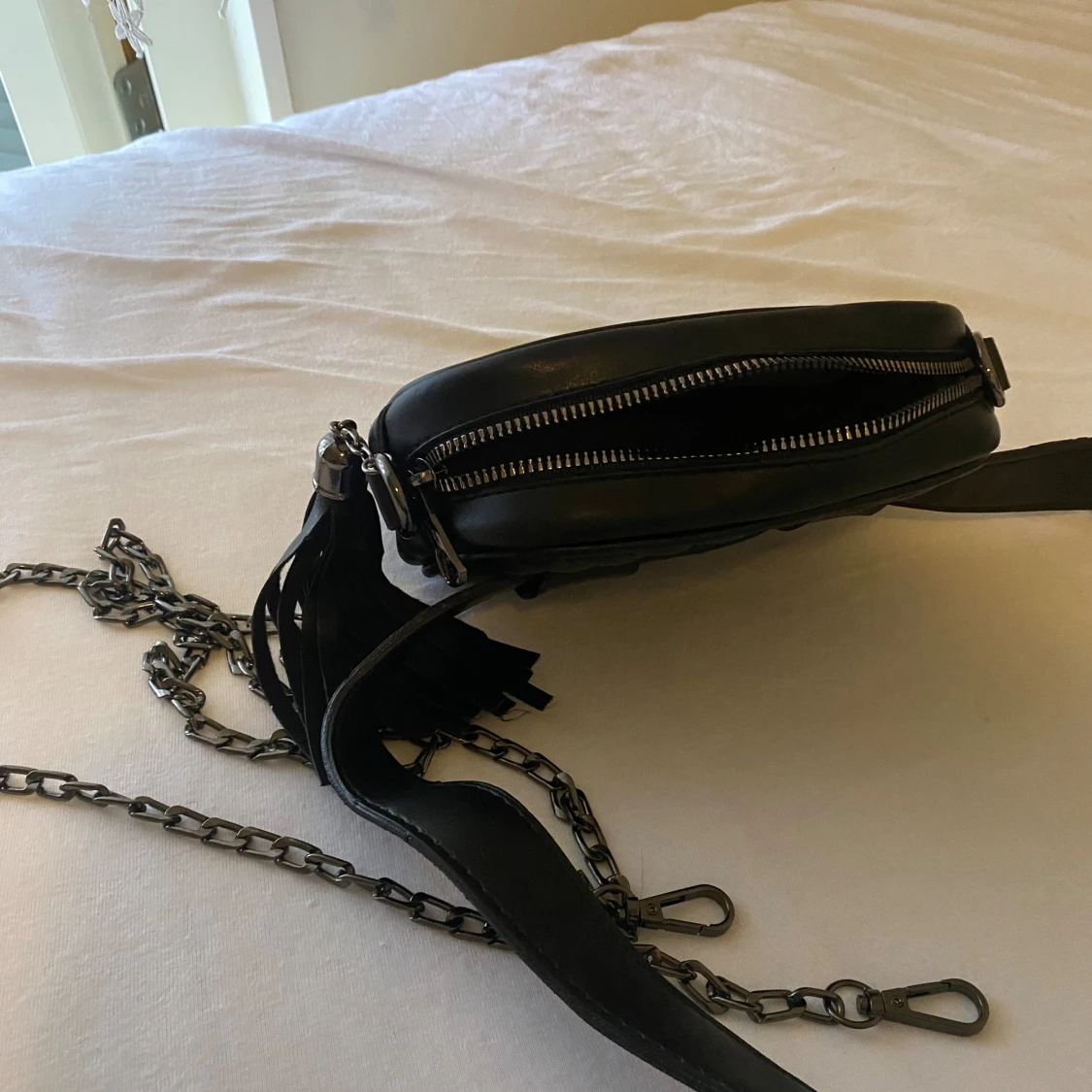 Yves Saint Laurent väska  - 91