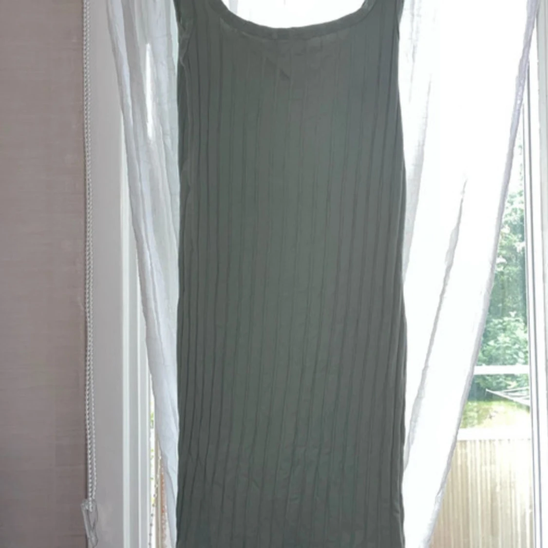 Ljusgrön klänning - 90