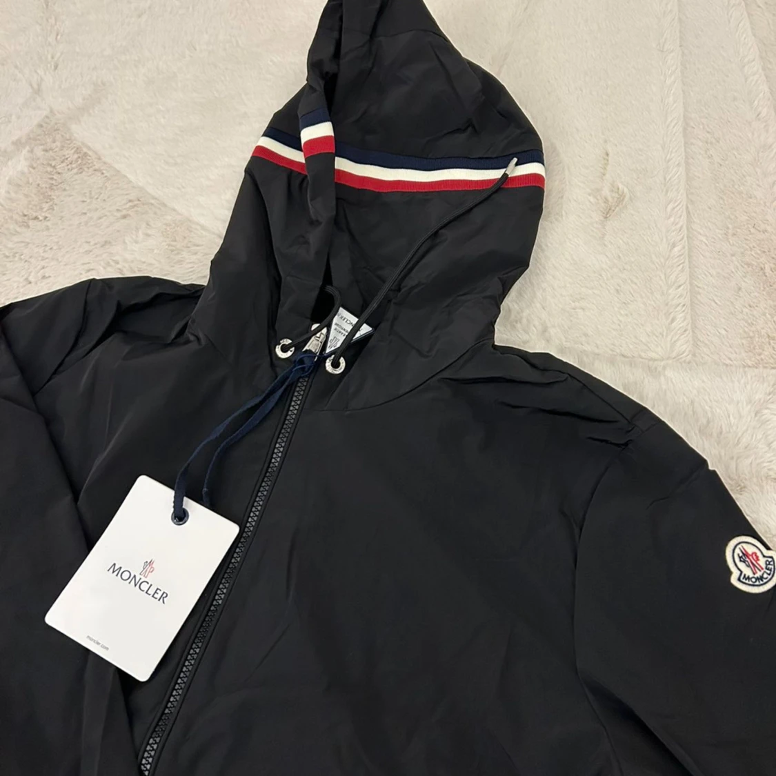 Moncler jacka - 90