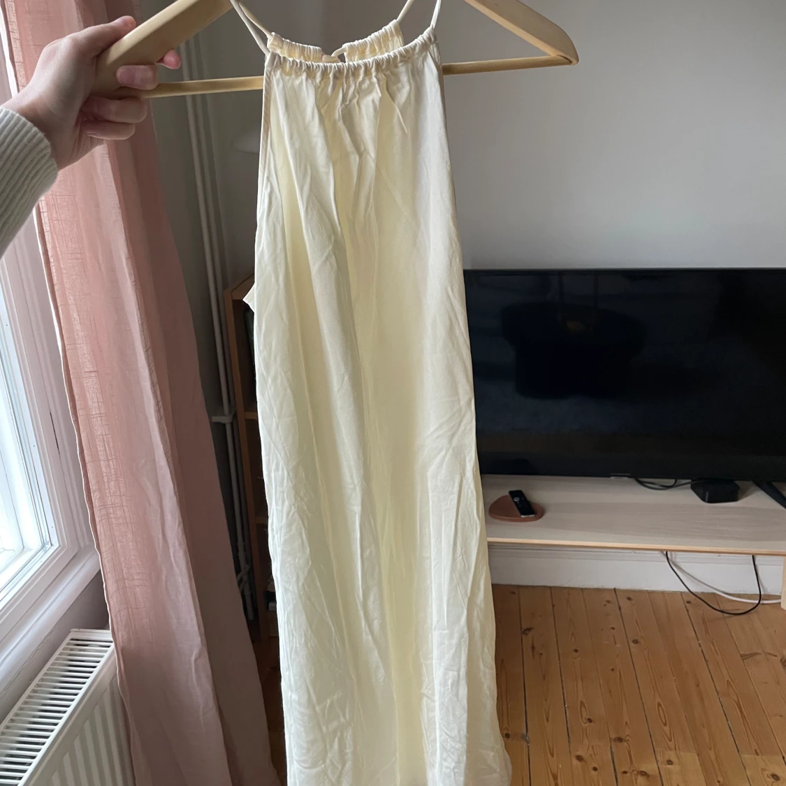 Sidenklänning Arket - 92