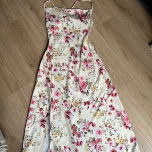 Klänning - Endast testad i storlek S 🥰