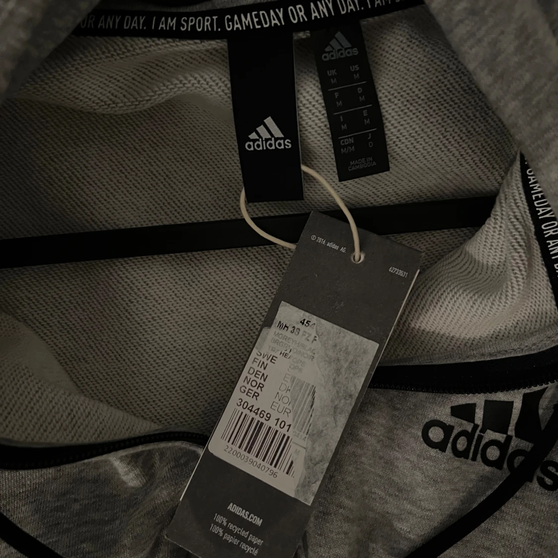 Adidas hoodie - 91