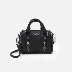 Zadig väska  - Säljer nu min älskade Zadig väska i modellen ” SUNNY NANO GRAI” köptes förra året så är använd men de syns bara på insidan lite, kom privat för mer bilder! Nypris 3195 