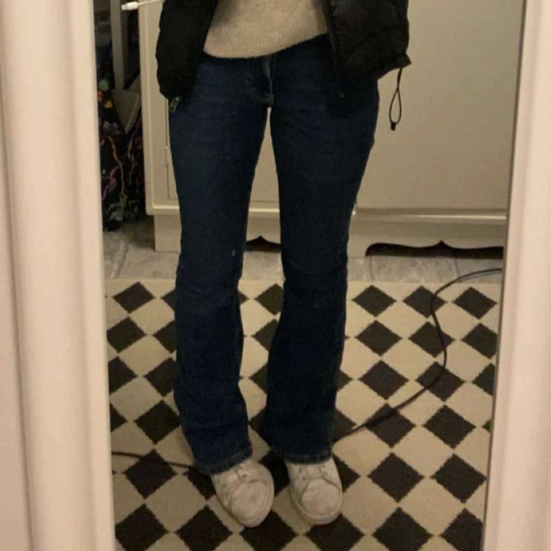 mörkblå jeans - 90