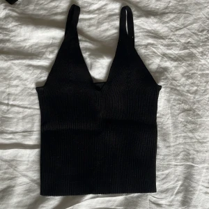 Linne - Ribbad/stickad linne. Jätte stretchig!