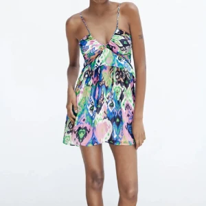 Mönstrad zara klänning - Sommarklänning