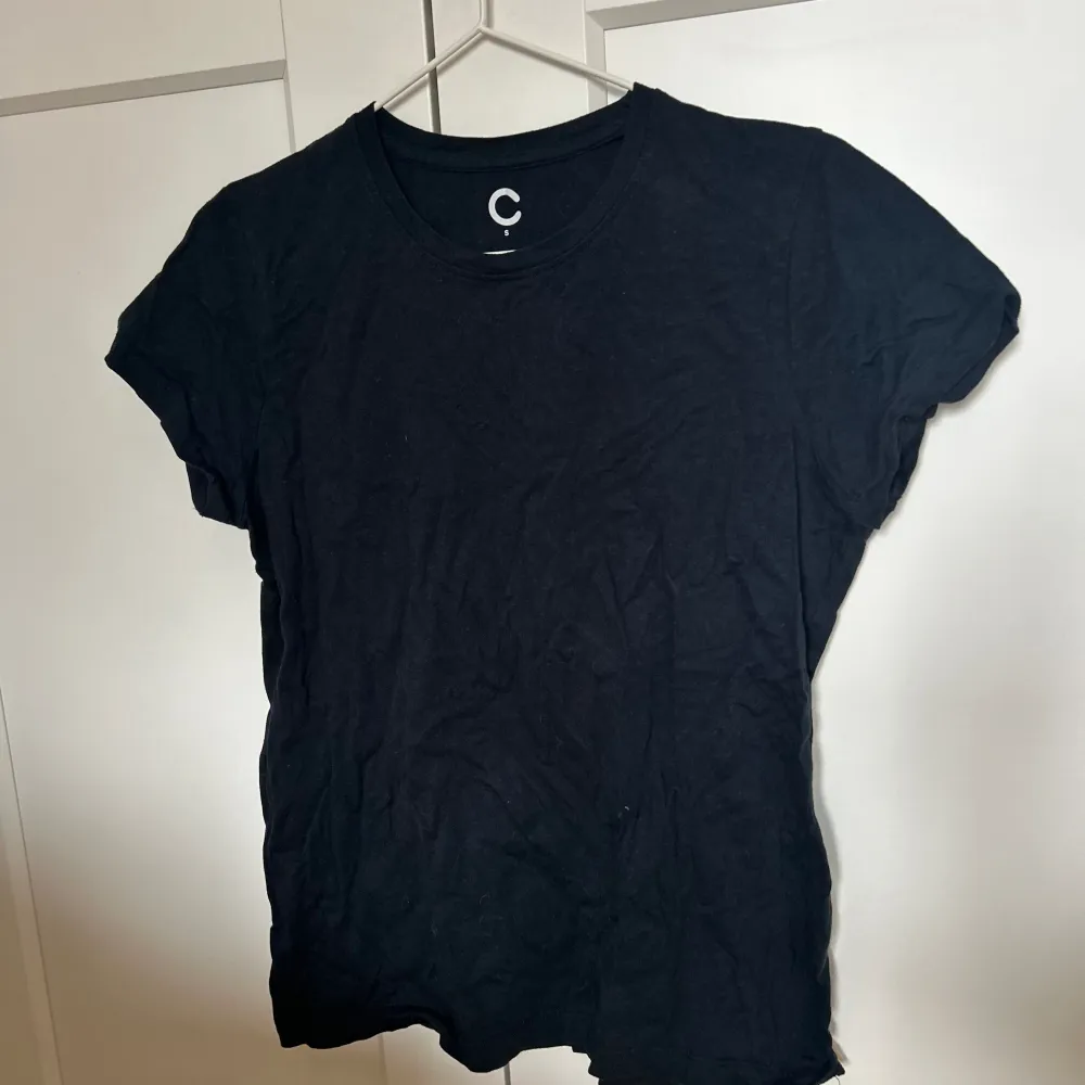 Pyjamas t-shirt från Cubus . Aldrig använd. Mörk blå. . T-shirts.