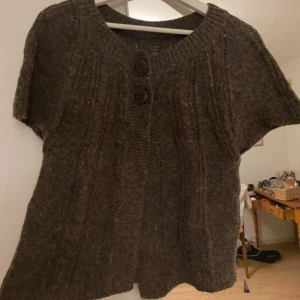 Tröja - Superfin kortärmad tröja/bolero perfekt till sommaren!