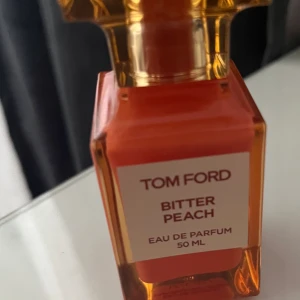 Tom Ford bitter peach 50ml - Säljer min parfym 