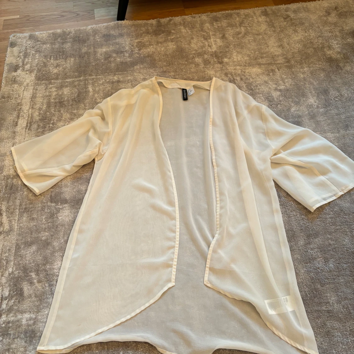 Vit tunn kofta  - 90