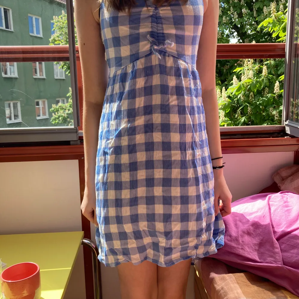 Blå rutig sommar kläning storlek XXS har regler var band . Klänningar.