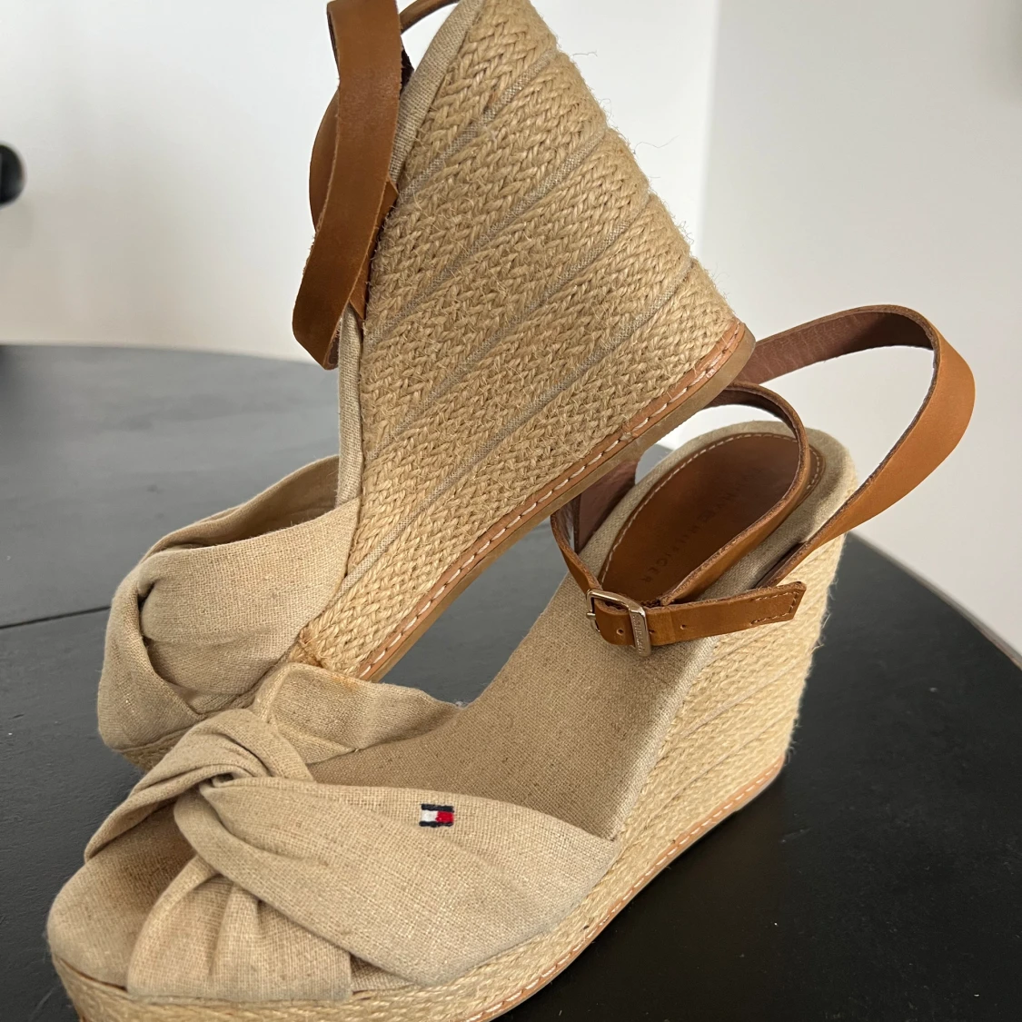 Tommy Hilfiger espadrillos i linne  - 90