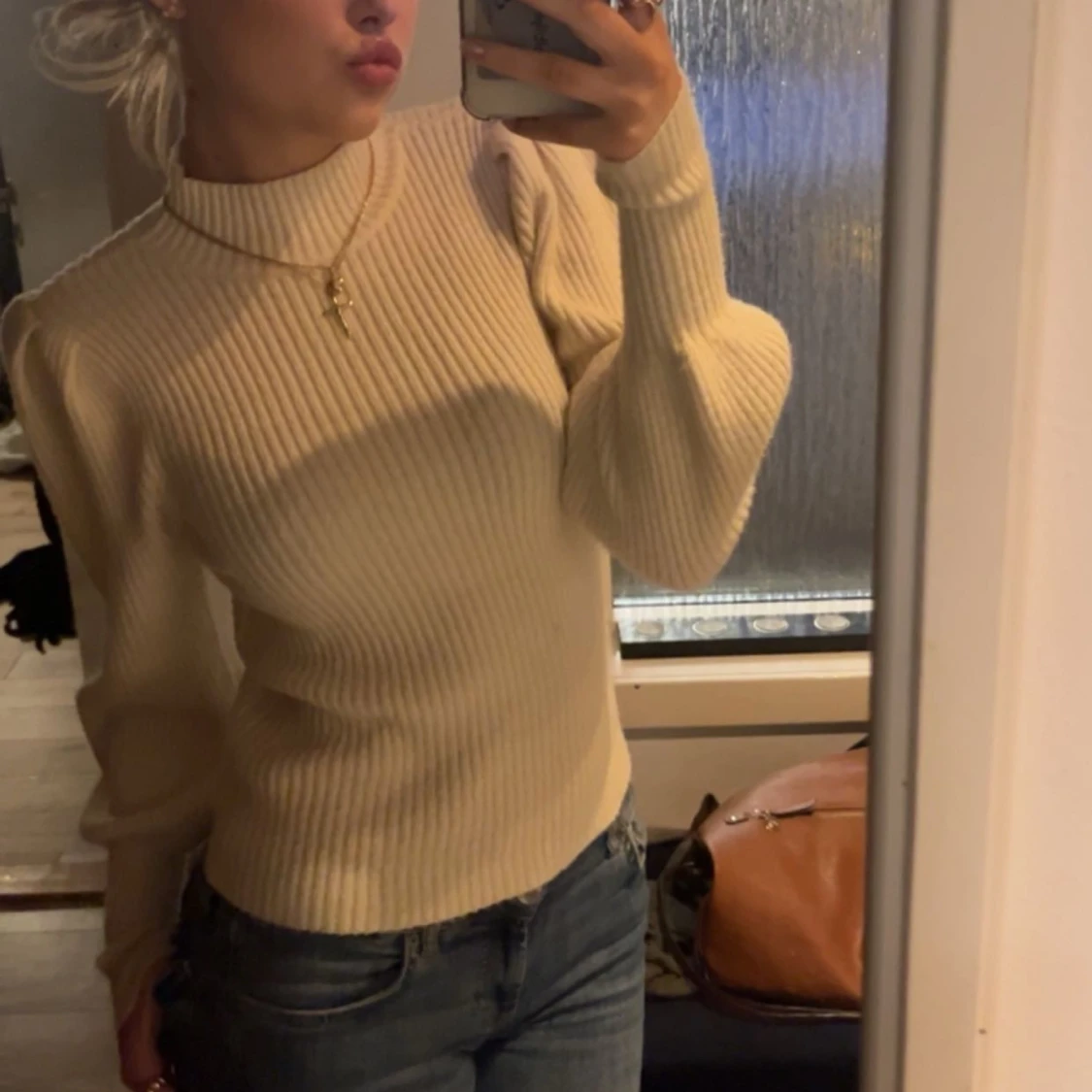 Stickad långärmad tröja