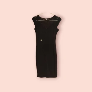 Topp klänning  - I bra skick använd ett par gånger 