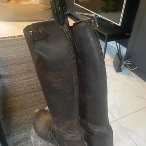 ”Ridstövlar”  - Storlek 40 