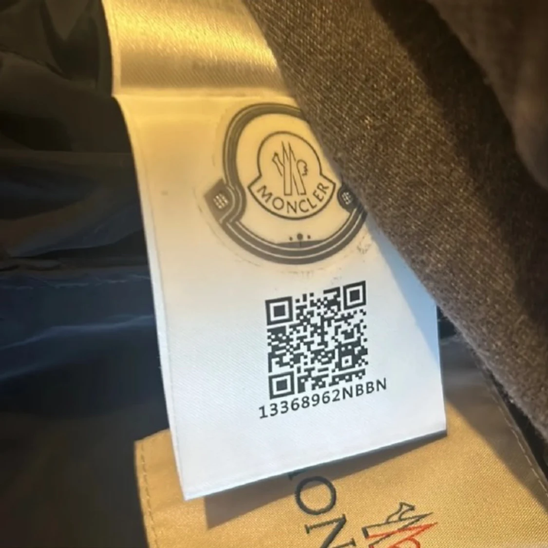 Moncler Windbreaker - 93