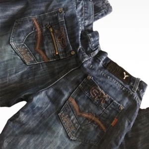Affliction Baggy Jeans - W23 / Utmärkt kvalite, nyskick och extremt coola jeans, nytvättade och inga defekter/hål/annat! Fråga mer vid oklarheter / önskan om fler bilder / prisdiskussion 🩷