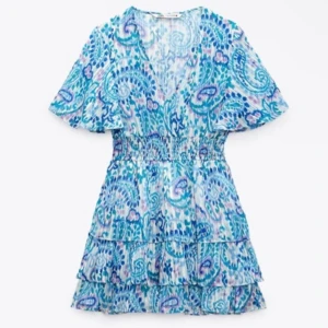 Zara klänning - Endast använd två gånger❤️