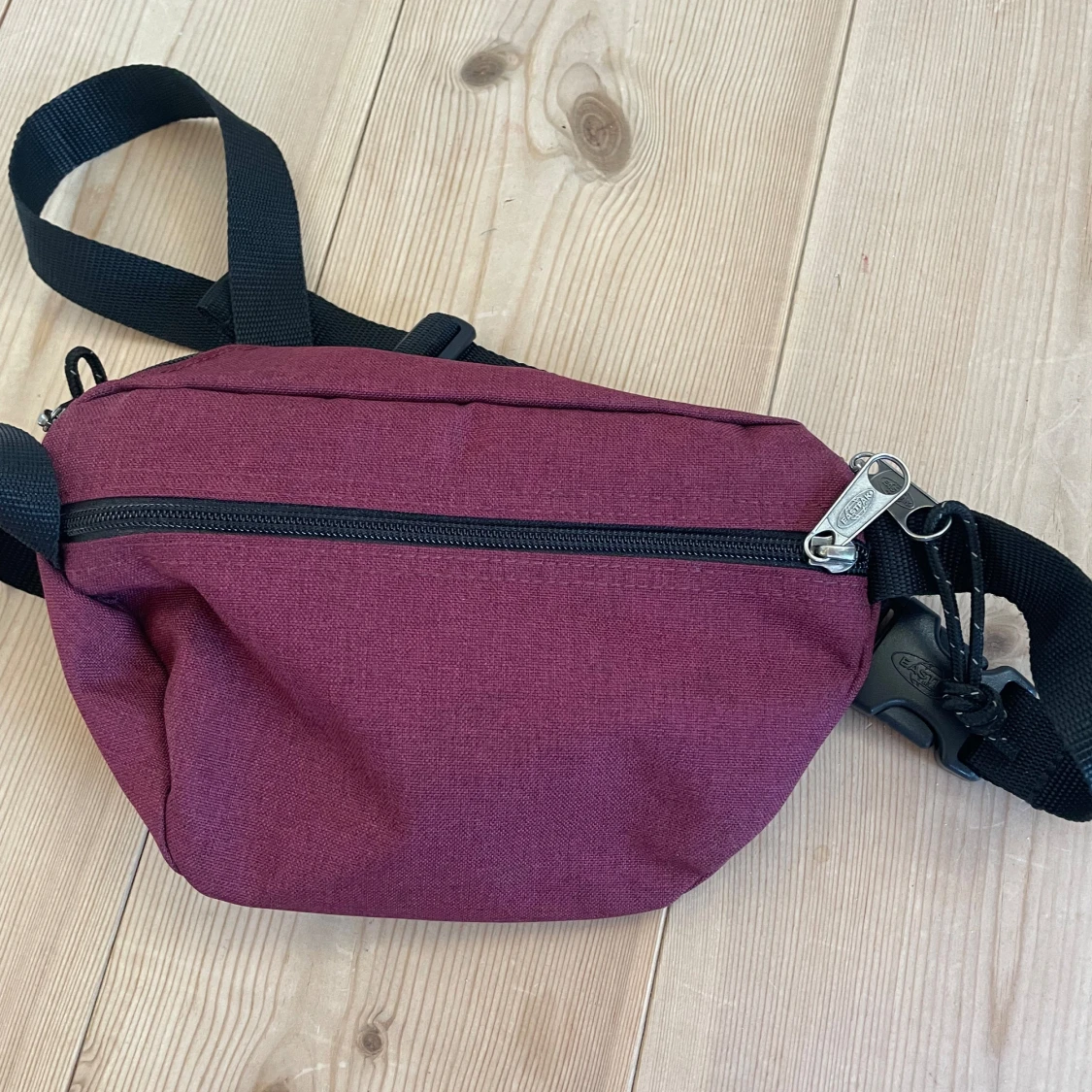 Magväska Eastpak - 92