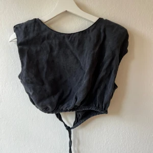 Zara topp  - Bra skick, så fin festligare topp. Perfekt för fest
