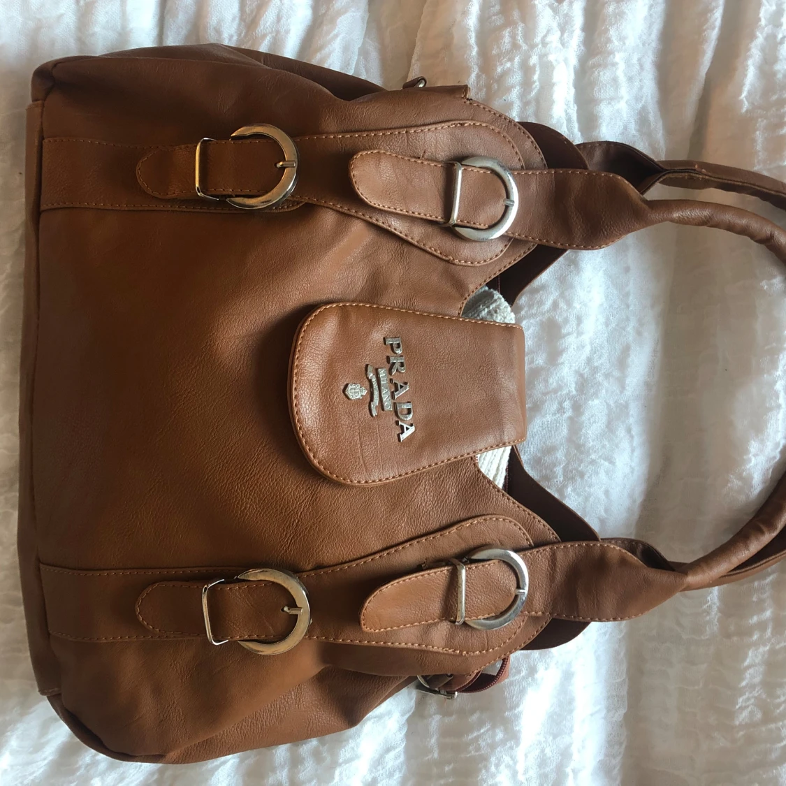 Brun pradaliknande väska - 90