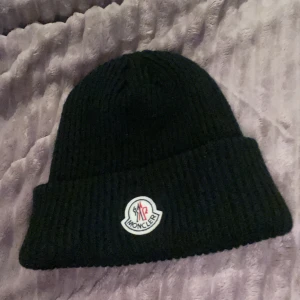 Moncler mössa - Moncler mössa