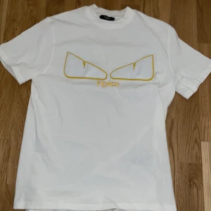 Fendi dress - Skön dress för sommaren och bra skick. Köpte den den här sommaren och har använt den typ 1-2 gånger 