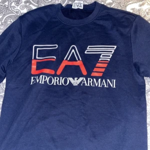 Armani tröja  - Bra skick. 