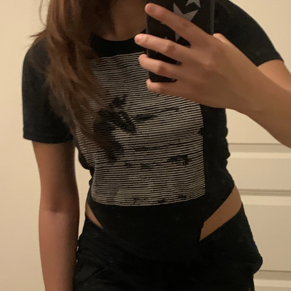 Svart tröja med tryck - 90