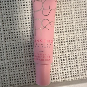 Ögonkräm - Oanvänd ögonkräm från figs and rouge som inte kommer till användning