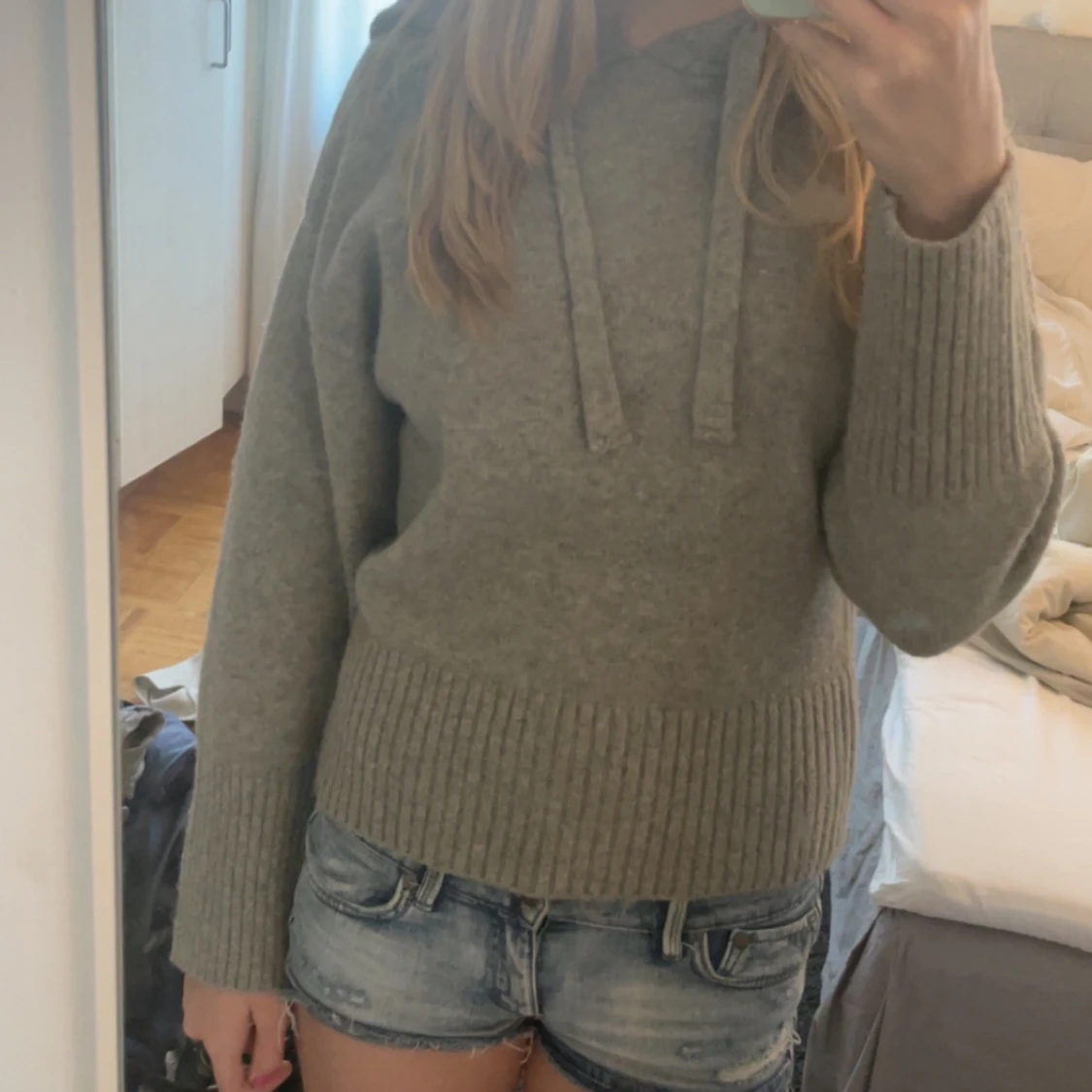 Zara grå stickad hoodie - 91
