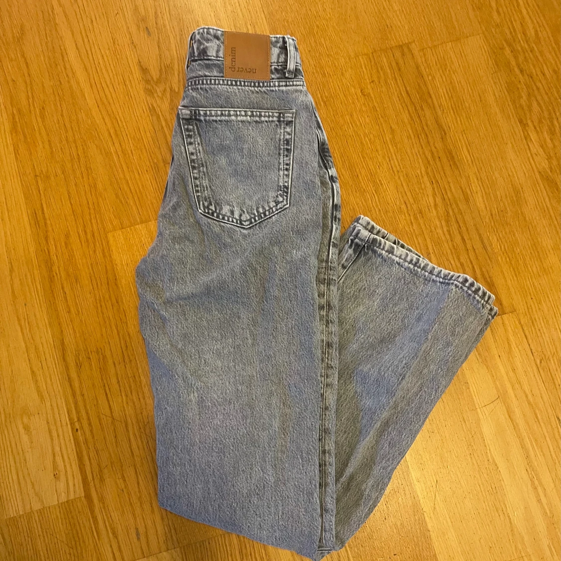 Gråa jeans  - 90