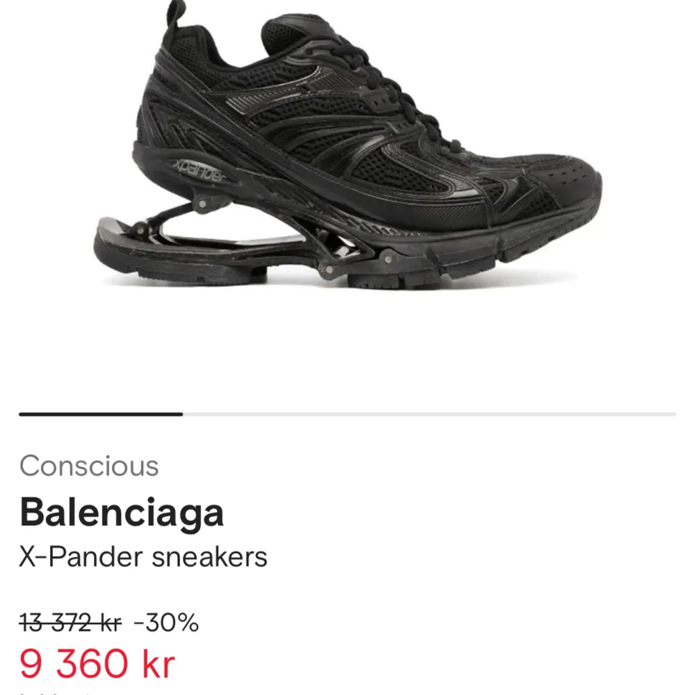 Balenciaga skor använd 5-6 gånger ordinarie pris 13000kr mitt pris 6500kr för snabb affär kan sänka priset storlek 43 riktigt bekväma skor med väldigt bra kvalite. Skor.