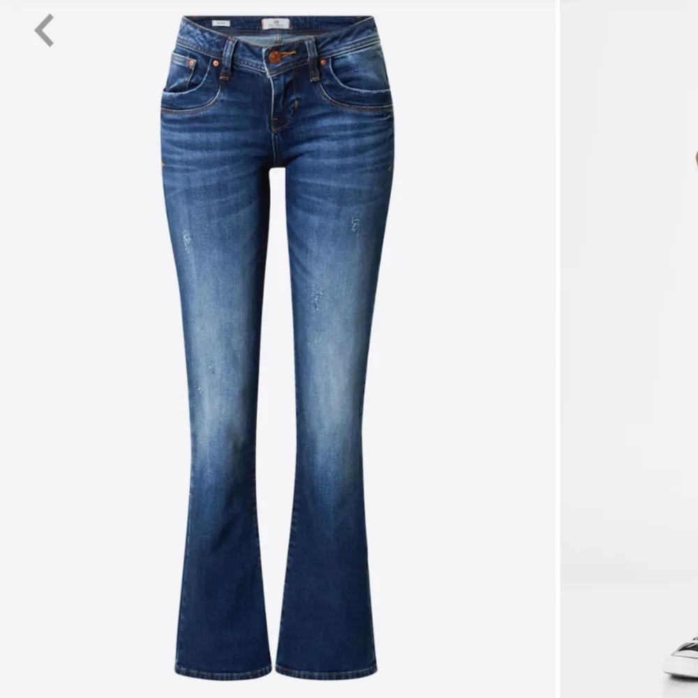 Säljer pga att de är för små. Jeans & Byxor.