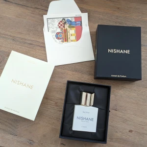 Nishane Hacivat 50ml - Nästintill full Swish  Fri frakt  Spårbart 